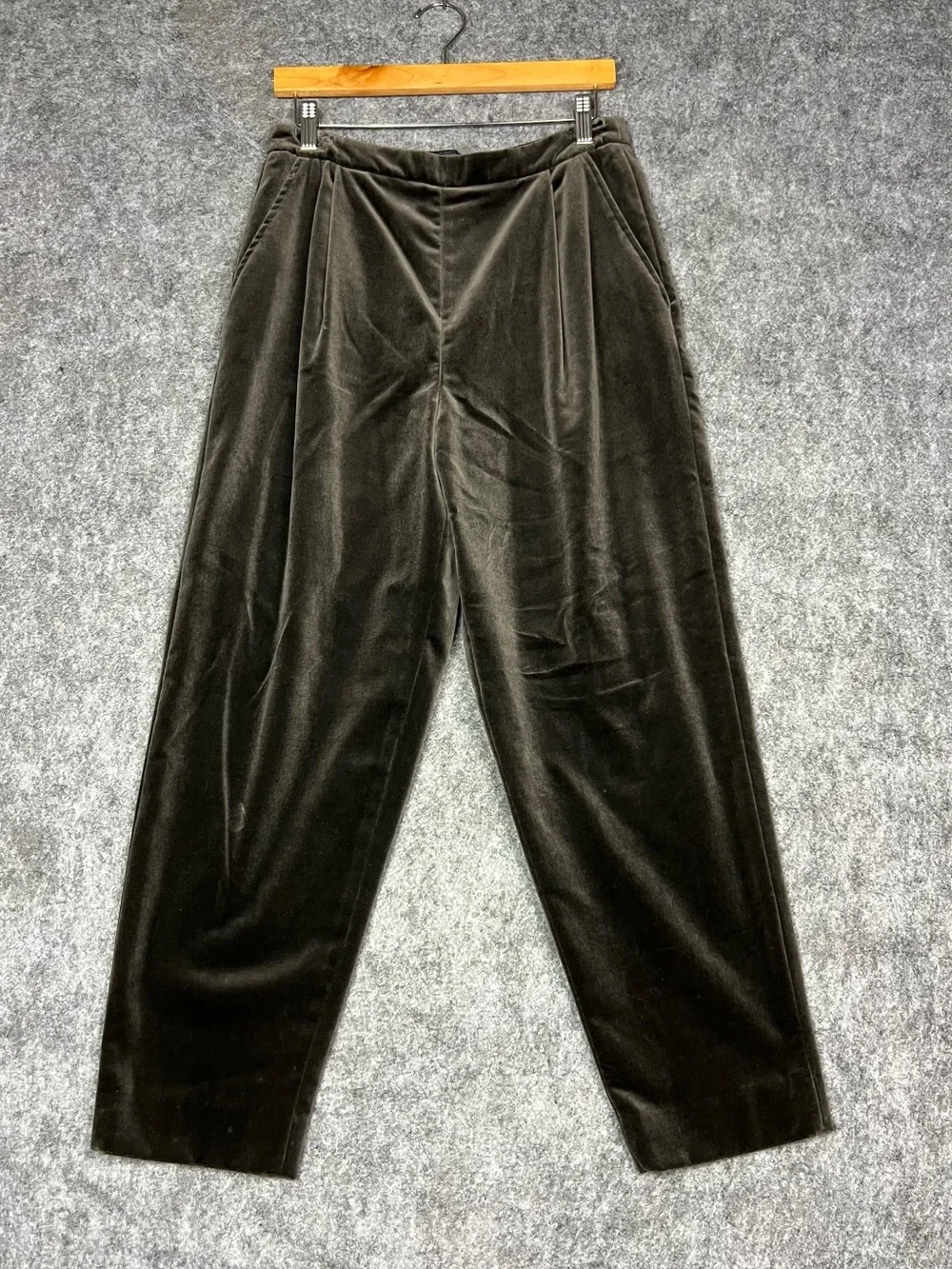Burberry velvet pants women’s Size 12P Gray Vintage